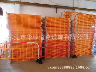 工廠直銷出口海外塑膠護欄 交通鐵馬 施工防護欄 道路交通設施