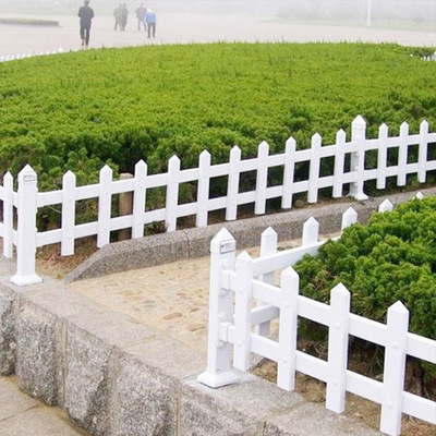 pvc護(hù)欄網(wǎng) 鐵藝護(hù)欄草坪柵欄 供應(yīng)鐵路護(hù)欄