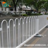 廠家直銷京式圓管馬路護欄供應M型道路護欄公路交通設施隔離欄