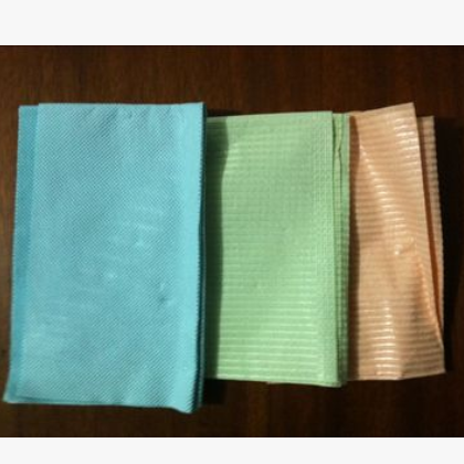 供應一次性牙科圍兜，牙科圍兜