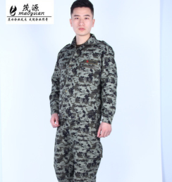 廠家供應(yīng)迷彩 學(xué)生軍訓(xùn)數(shù)碼迷彩服套裝 運動戶外訓(xùn)練軍迷服