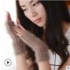 韓版手套簡約時(shí)尚女冬海馬毛線半指保暖加厚毛線手套D002