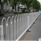 京式護欄產地貨源市政交通防護m型京式護欄道路中央隔離京式護欄