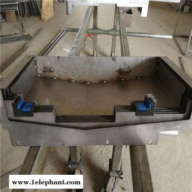 臥式加工中心鋼板防護罩 加工中心伸縮蓋板防塵罩 加工中心導軌蓋板伸縮式防油板 越進直銷