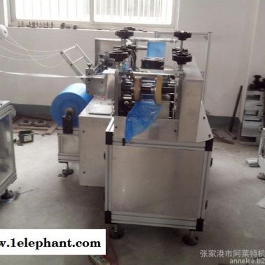 PE鞋套制造機