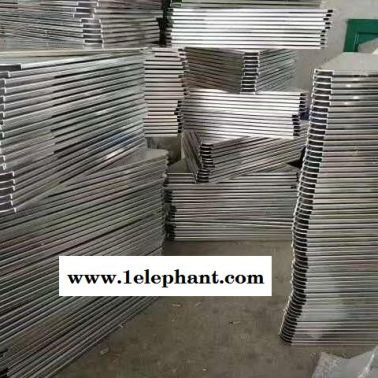 [上海宣墨鋁業(yè)廠家生產(chǎn)銷售小型標(biāo)志牌]、安全標(biāo)志牌、生產(chǎn)商家安全標(biāo)識(shí)牌、禁止類標(biāo)志牌 歡迎來(lái)電咨詢