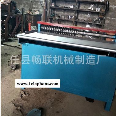 三角形橡膠地毯分切機 地毯防滑墊貼片縱剪機 1500型分切分條機