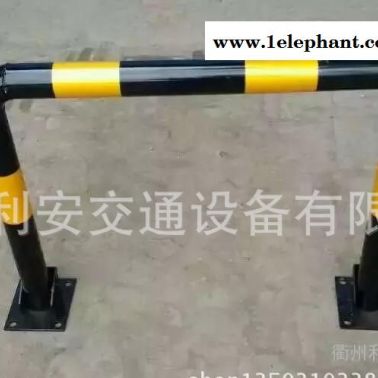 **紅白鋼警示柱，帶吊環(huán)
