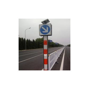 會順道路交通警示燈 交通信號燈 太陽能警示燈 led信號指示燈 太陽能警示柱