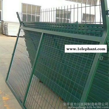 方川 鐵絲網 鐵路隔離防護網生產廠家
