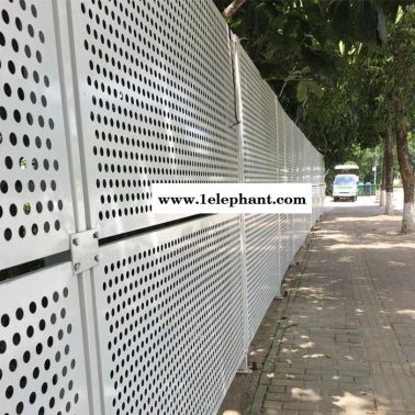 現貨供應 沖孔板圍擋 圈地防護網 建筑防護板 圓孔防護沖孔網