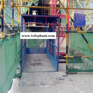 物料升降機雙柱單籠貨運物料升降機 建筑提升機價格