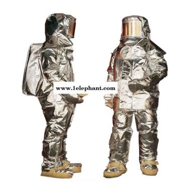 雷克蘭 700 鄰近式分體隔熱服項目產品