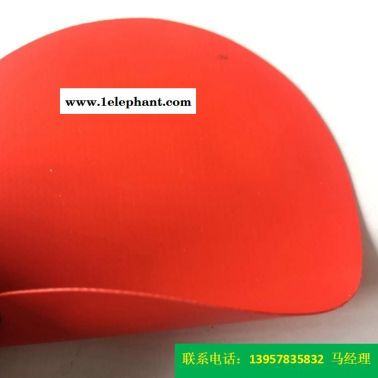 廠家直銷型號KQD-A-302PVC防護服面料紅色PVC夾網布、消防面料一級防化服海帕龍橡膠夾網布