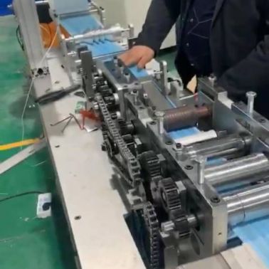 雄獅科技工廠直銷口罩點焊機半自動口罩機