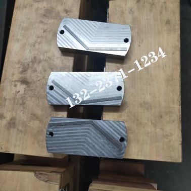 陜西咸陽n95口罩機(jī)齒模東莞口罩模具滾切刀