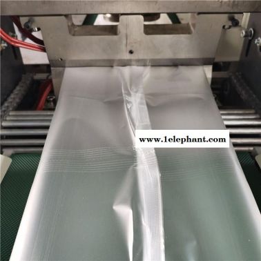 惠馳大量現(xiàn)貨  枕式全自動襪子包裝機  手套自動套袋機  蛋糕自動封口機  多功能巧克力餅干打包機