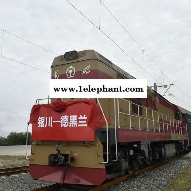 鄂州手套國際快遞，上海易馳為你促成貿易訂單