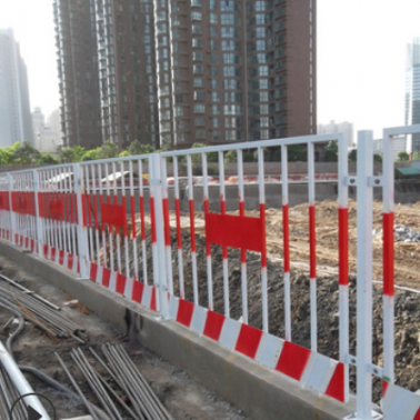 基坑護欄建筑工地臨邊防護不銹鋼鐵馬基坑護制警示隔離圍擋定制