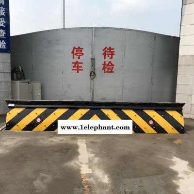 液壓路障機