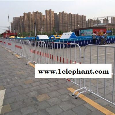 鐵馬護(hù)欄隔離欄桿臨時施工 城市人行道路障圍擋圍欄防護(hù)
