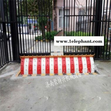 濟南聚特興 路障機**