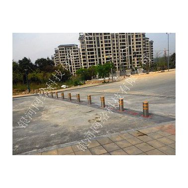 防恐路障機
