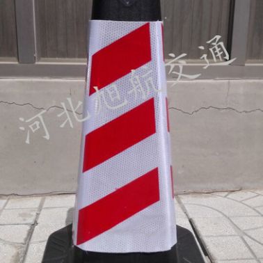 **塑料路障方錐    交通設施專用路障