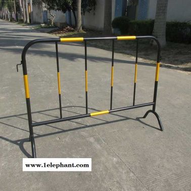 道路施工臨時防護(hù)欄 黃黑鐵馬區(qū)域分隔圍欄 無需安裝使用