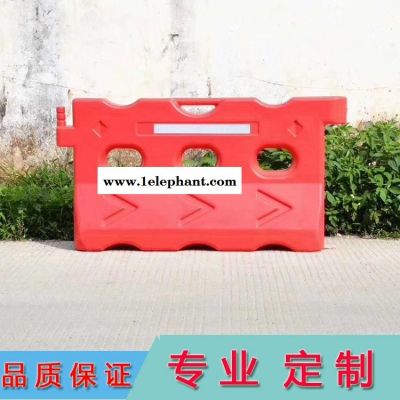 隔離墩防撞交通設施廠家直銷 注水后更具緩沖彈性