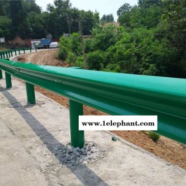 山西忻州公路波形梁護(hù)欄板國標(biāo)波形護(hù)欄報(bào)價(jià)