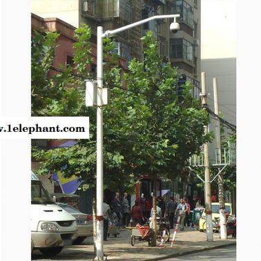 監控桿工廠雙柱式標志桿