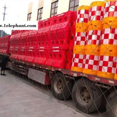 水馬工廠 滾塑水馬批發 高速公路防撞墩