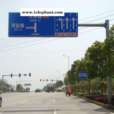 高桿燈監控桿高速標志桿