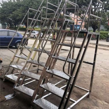 1米高不銹鋼拿貨梯生產廠家