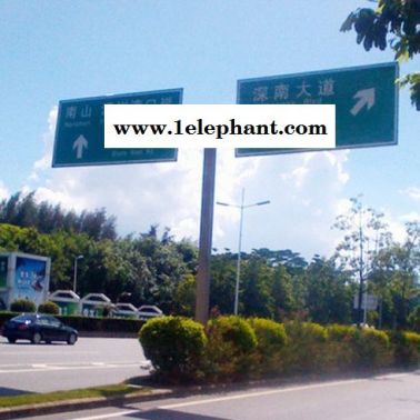 監控桿設計F桿標志牌