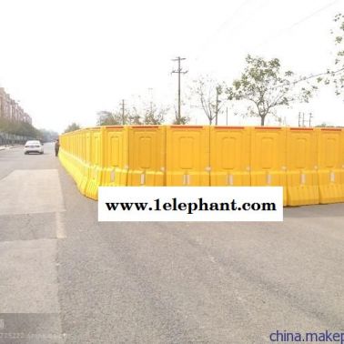 深圳水馬護欄施工高水馬圍欄光明新區塑料水馬護欄廠家