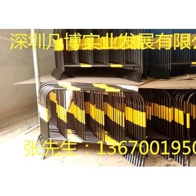 光明新區(qū)鐵馬護欄，凡博鐵馬護欄廠家批發(fā)