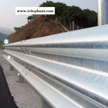 東北公路護欄板批發直銷