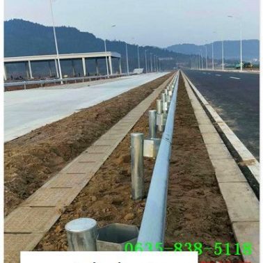 永州市冷水灘區(qū)高速噴塑護(hù)欄板質(zhì)量保證