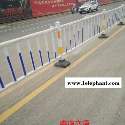 鄭州哪有賣道路護欄的  鄭州道路護欄廠家批發定制