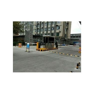 口碑好減速帶 護欄道閘車牌識別廠家當屬聊城慶勝金屬門業有限公司