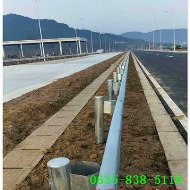 寧波市江東區高速噴塑護欄板報價報價