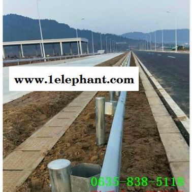 武安公路噴塑波形防撞護欄板廠家直銷