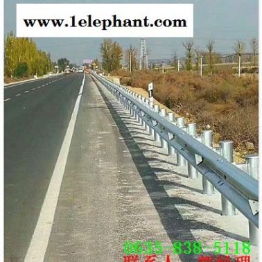 廣元市蒼溪縣三波噴塑高速護欄板價格