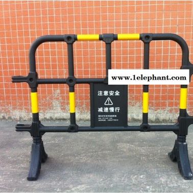 塑料防撞護欄 工地臨時隔離防護欄 款式多樣塑料膠馬 美觀輕便循環使用