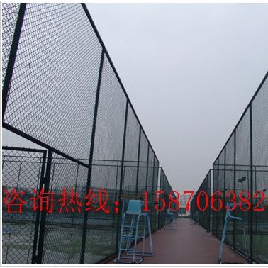 上饒學(xué)校運動圍網(wǎng) 橫峰縣球場勾花護(hù)欄網(wǎng)批發(fā)價