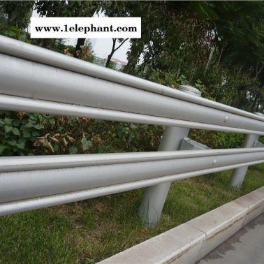 公路護欄供應