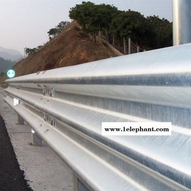 江蘇公路護欄板批發直銷