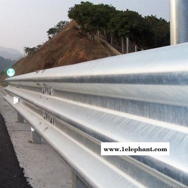 二廣高速公路護欄廠家批發直銷
